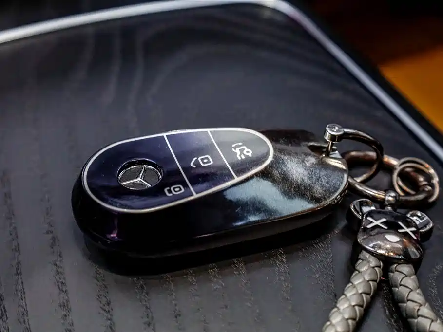 Mercedes-Benz E-Class 2026 E 300 L Fashion фото 21