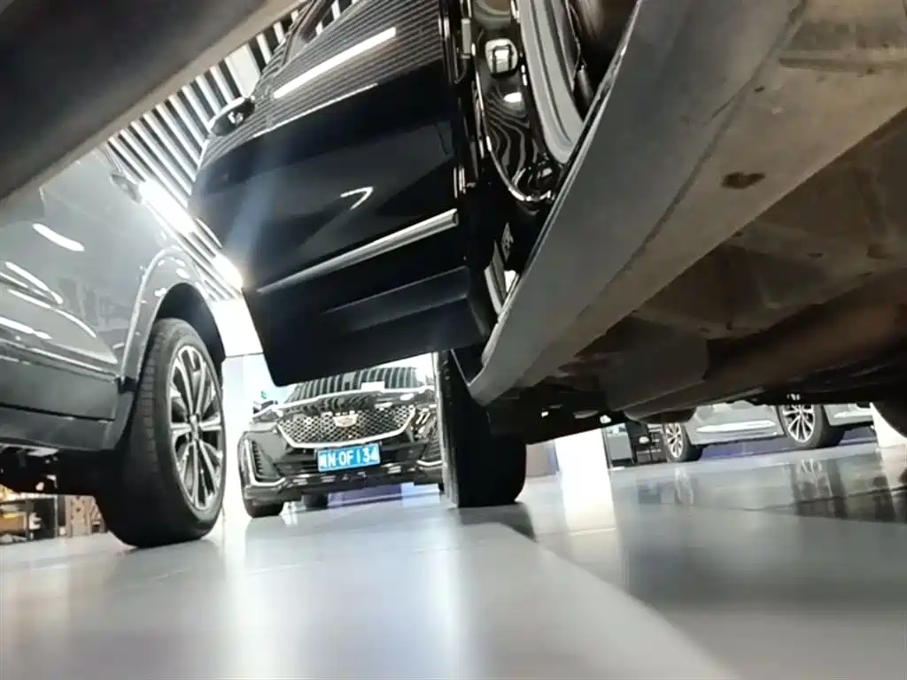 Cadillac XT5 2021 2.0T 4WD Luxury Edition фото 20