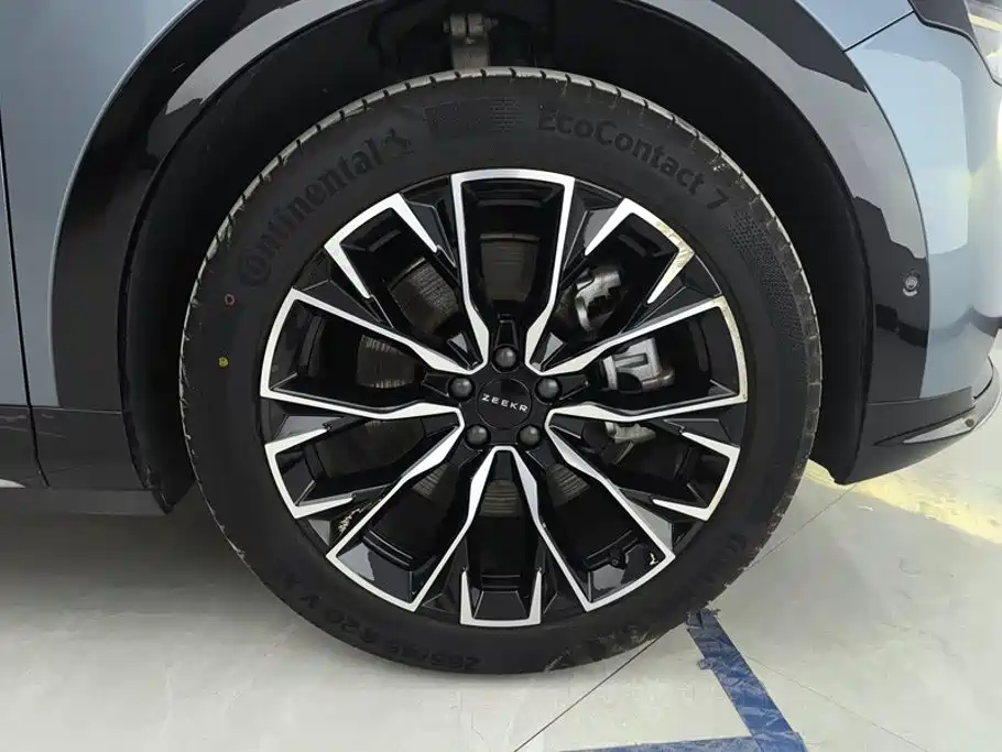 ZEEKR 7X 2025 2025 Model 75kWh RWD Smart Driving Edition