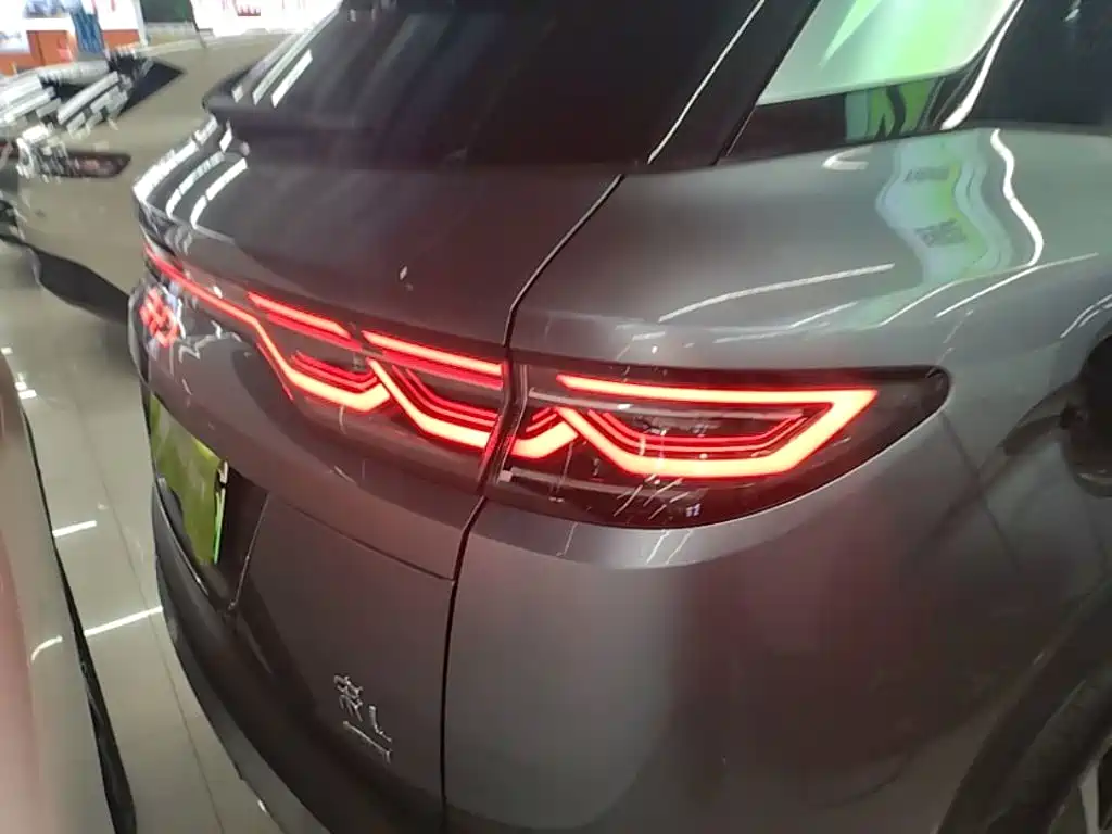 BYD Song L DM-i 2026 2026 DM-i Intelligent Driving Edition 135KM Base Model