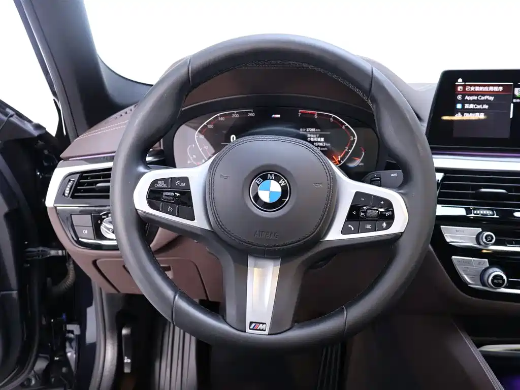 BMW 5 Series 2020 525Li M Sport Package фото 16
