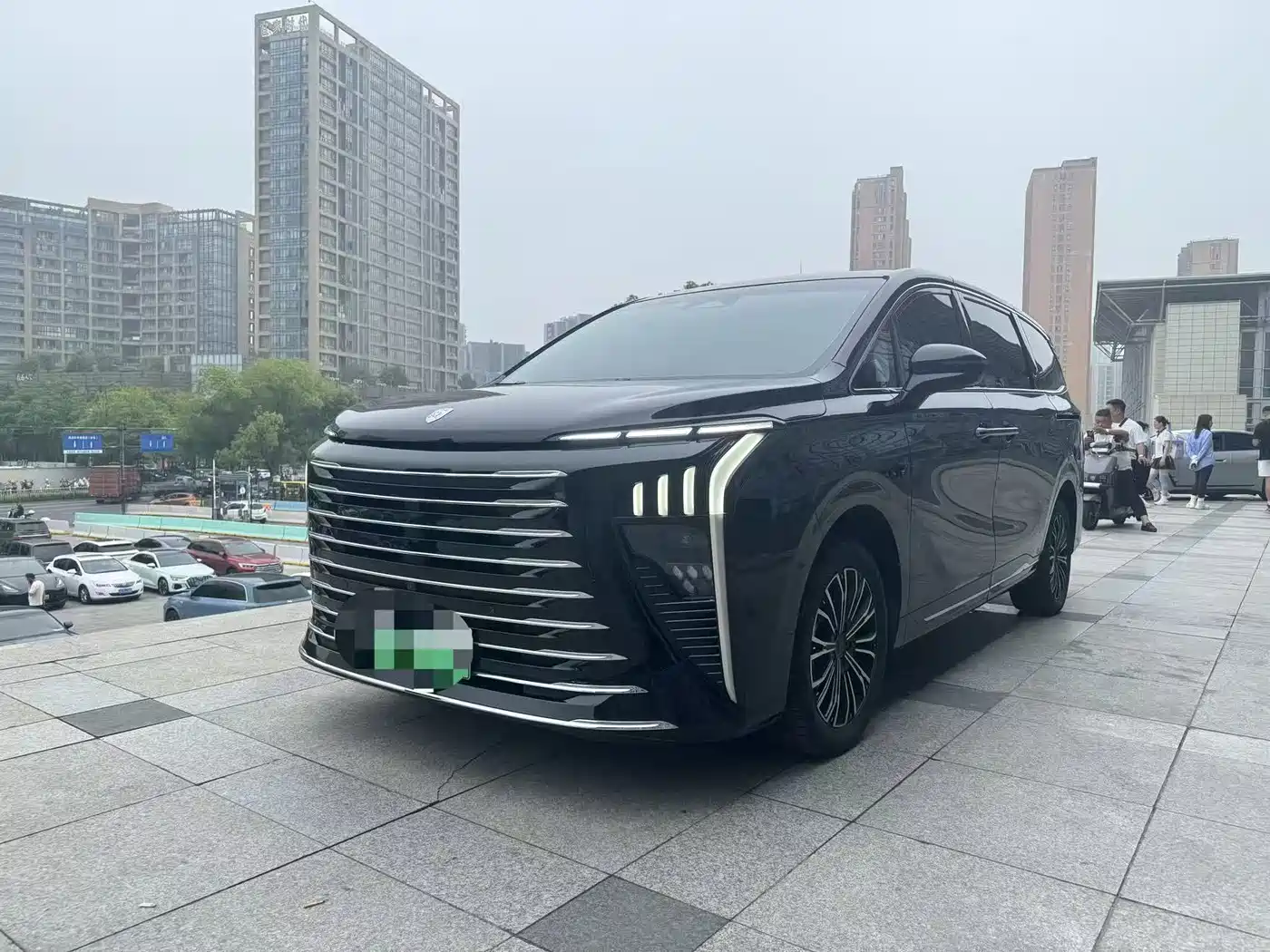 Dongfeng Fengxing Starlight V9 2024 1.5TD 200km Cloud Ladder Series Premium
