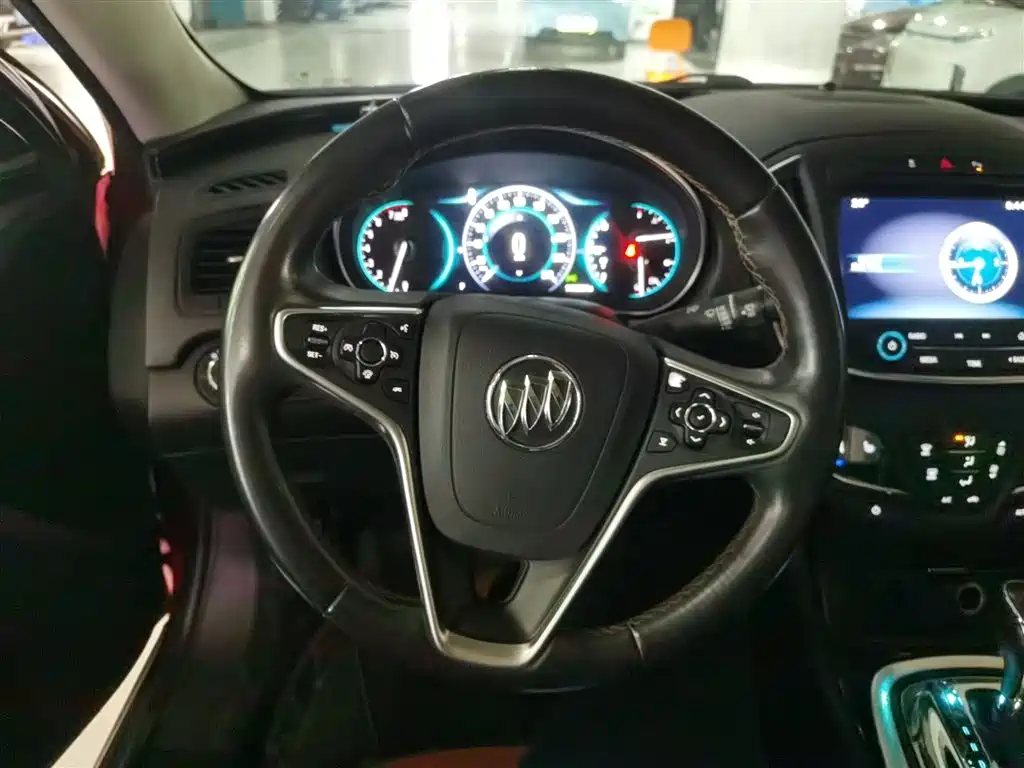 Buick Regal 2015 1.6T Elite Tech Edition фото 11