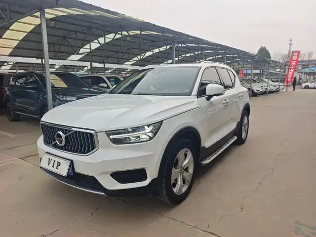 volvo xc40