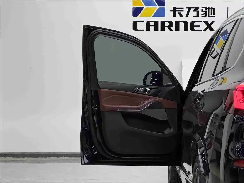 BMW X5 2022 Facelift xDrive 30Li Premium M Sport Package фото 5
