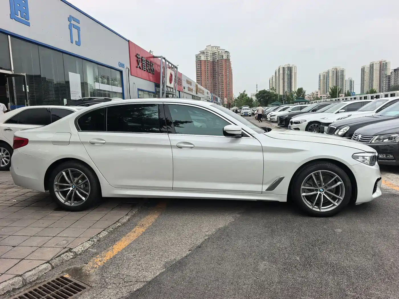 BMW 5 Series 2020 525Li M Sport Package фото 18