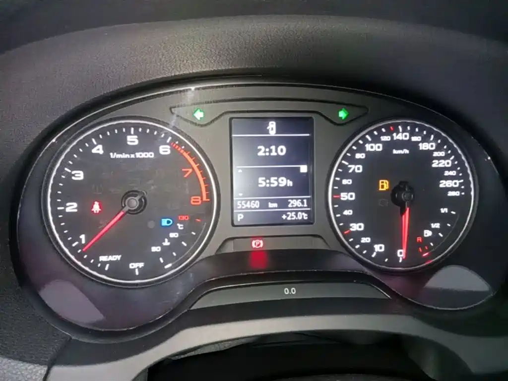 Audi A3 2016 Sportback 35 TFSI Leadership фото 12