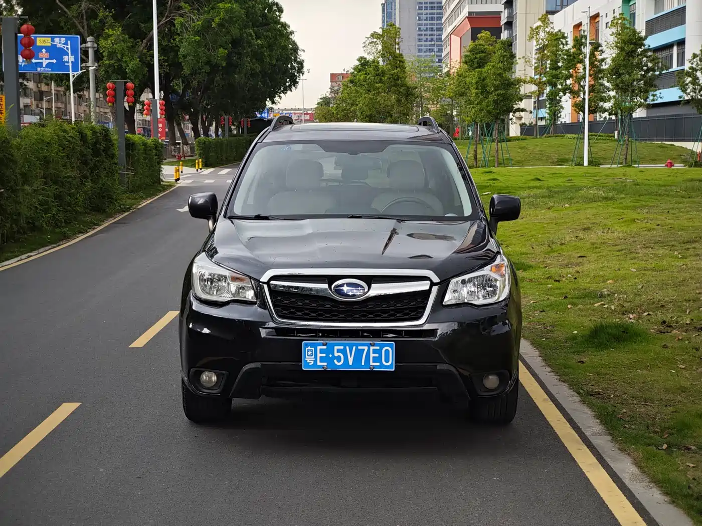 Subaru Forester 2013 2.5i Automatic Elite Edition фото 2