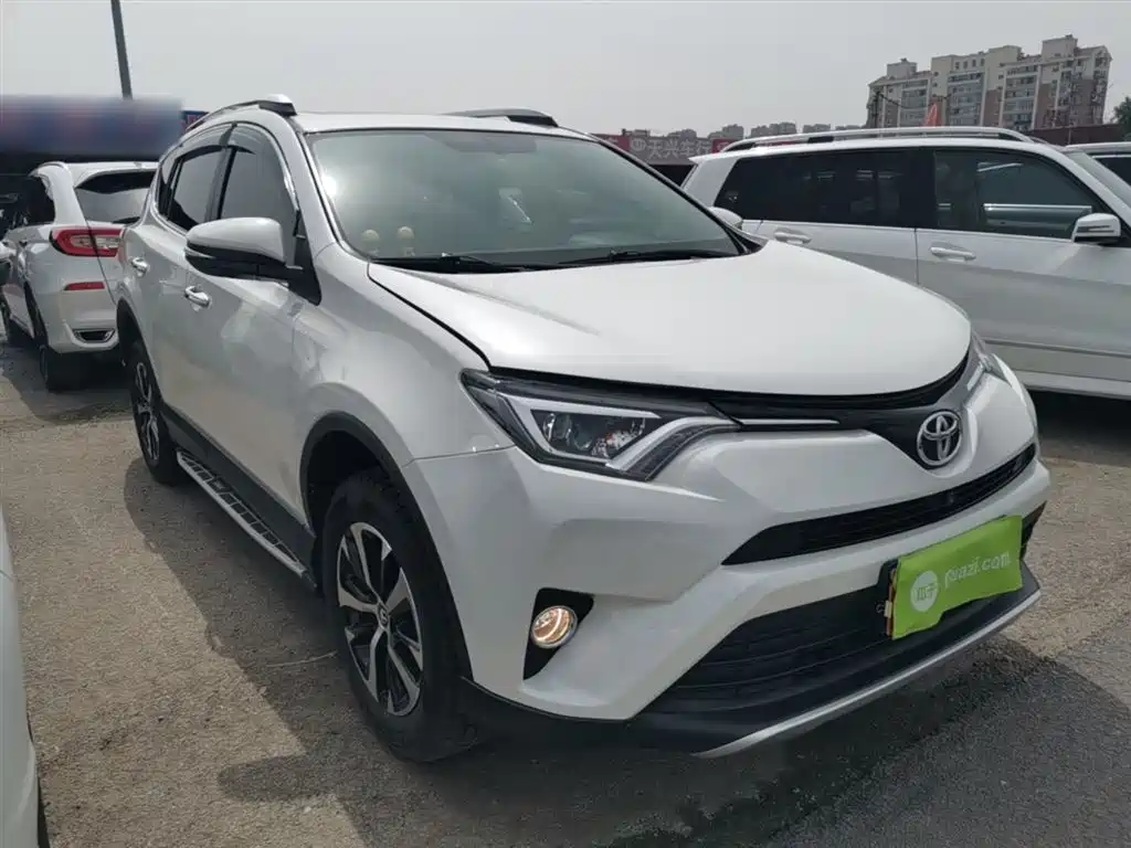 Toyota RAV4 Rongfang 2016 2.0L CVT 2WD Smart (China V) фото 4