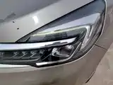 Фото 24 - Buick GL8