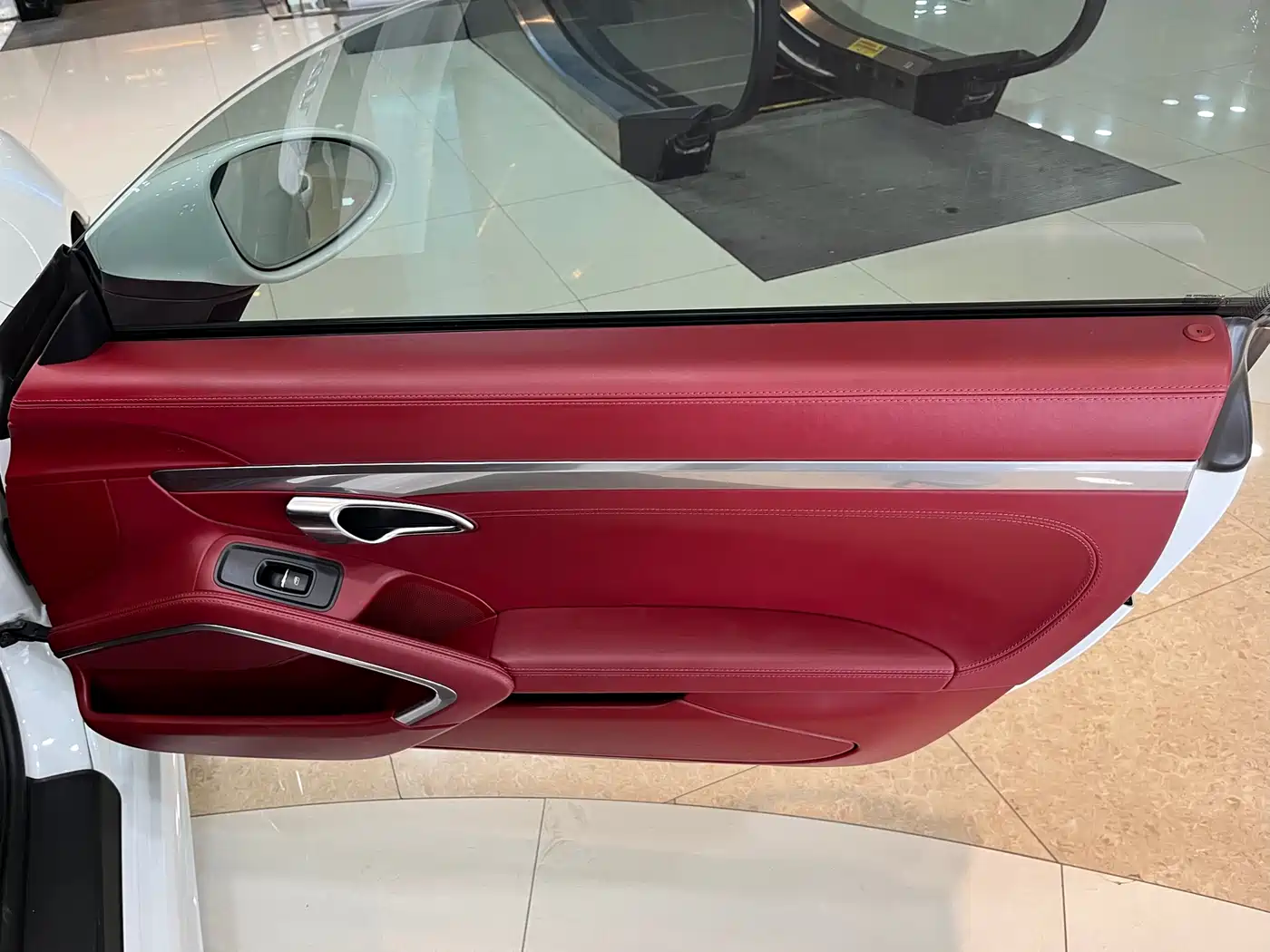 Porsche 718 2023 Cayman Style Edition 2.0T фото 5