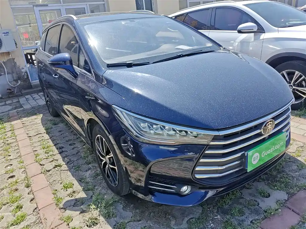 BYD Song MAX 2018 1.5T Auto Smart Connected Elite 6-Seater фото 4