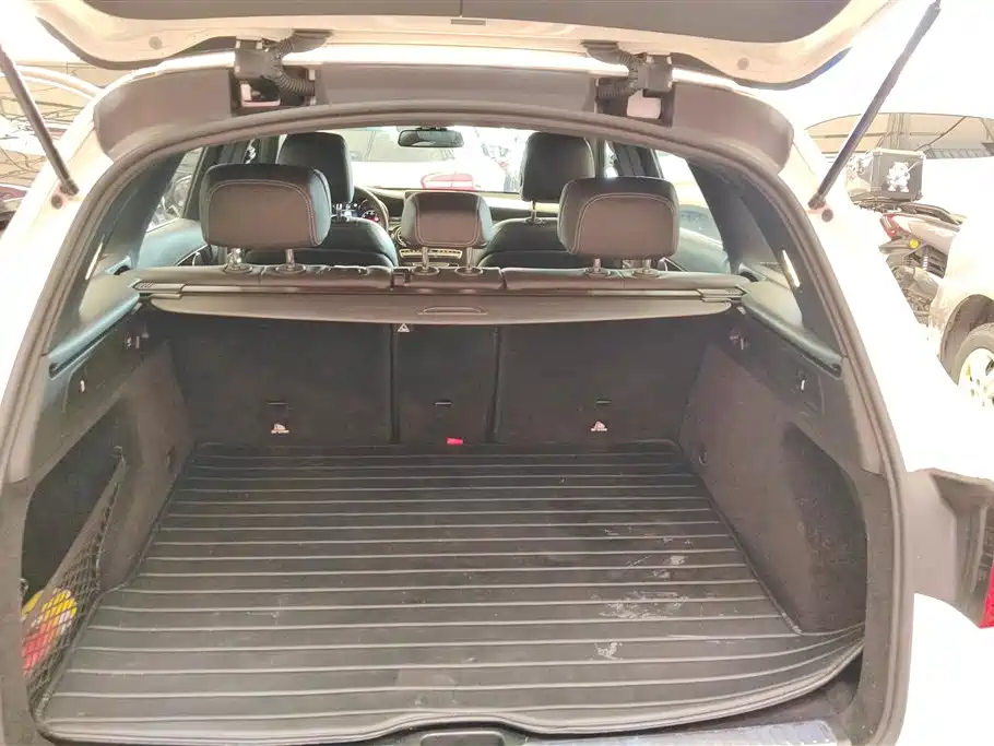 Mercedes-Benz GLC 2019 GLC 260 L 4MATIC Dynamic фото 4