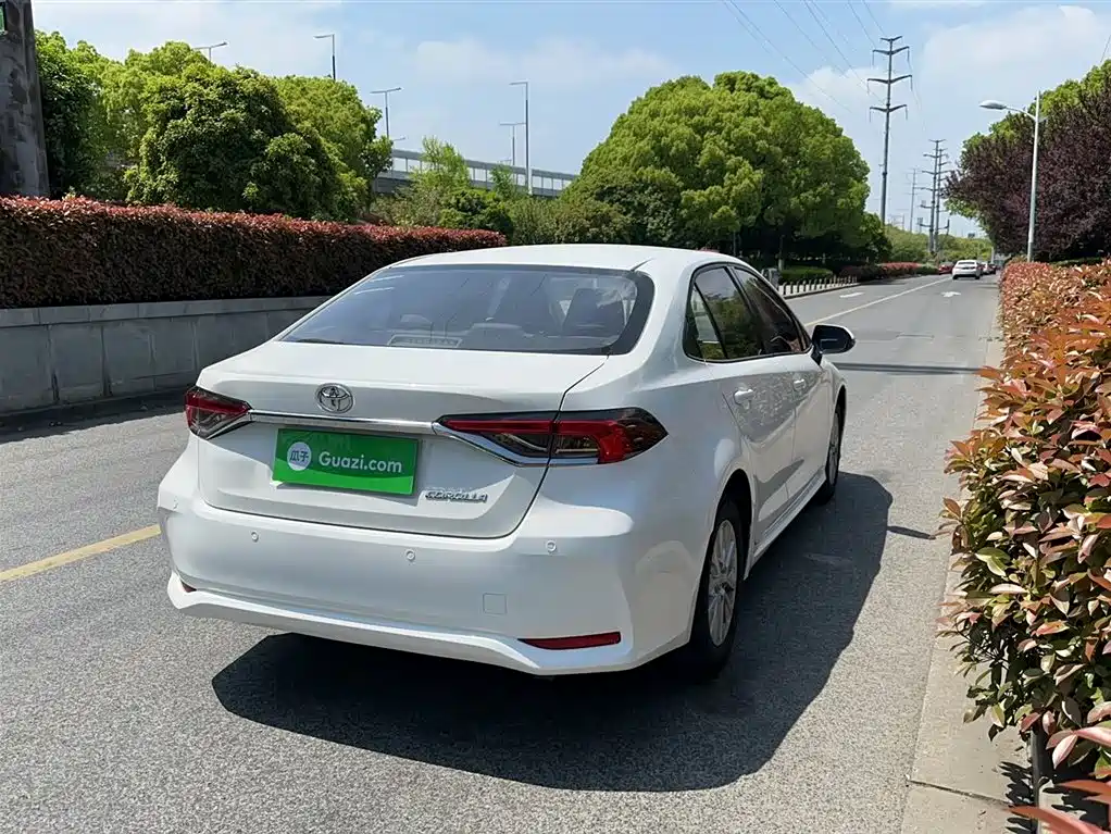 Toyota Corolla 2022 TNGA 1.5L CVT Pioneer Edition фото 5