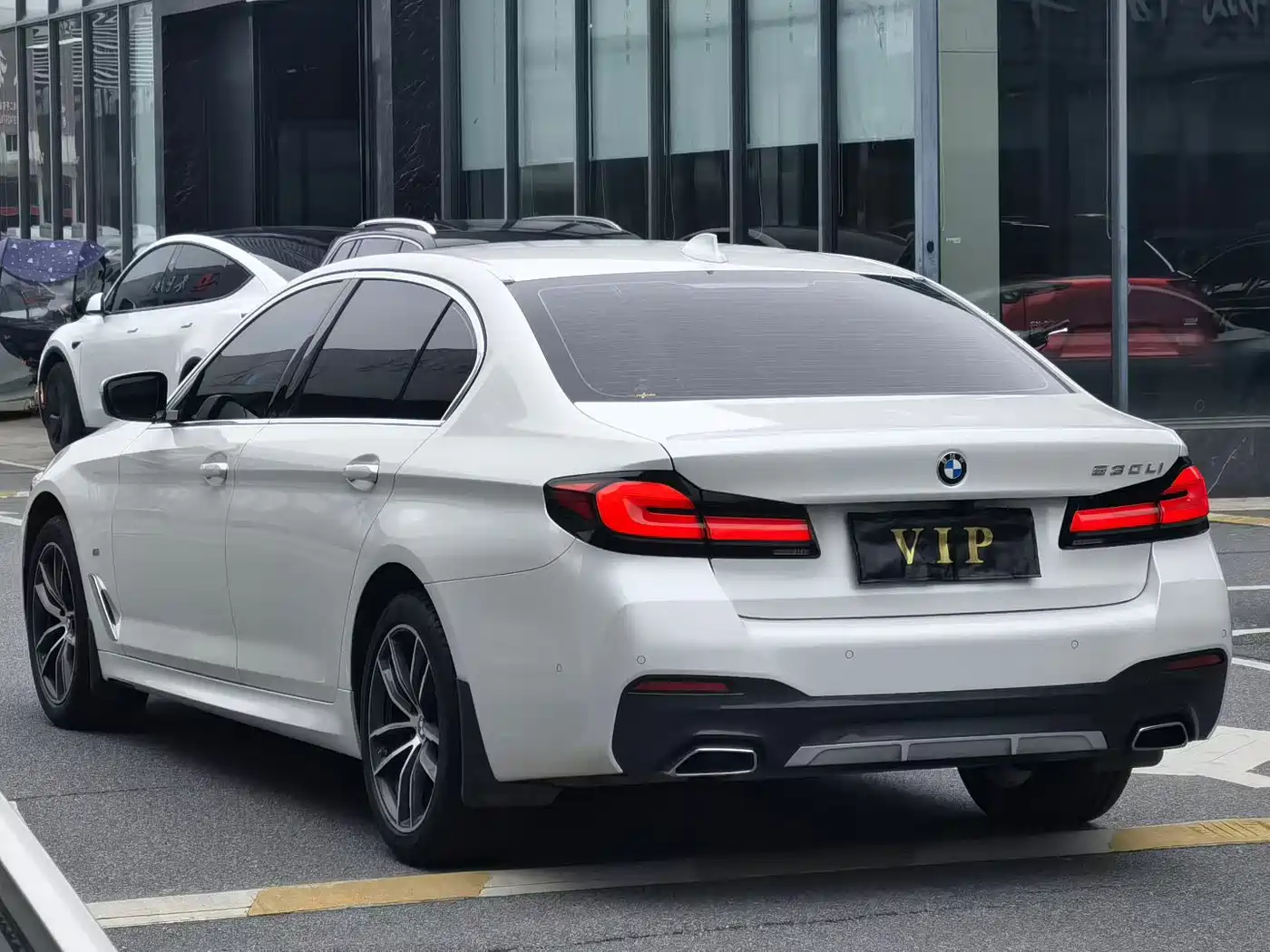 BMW 5 Series 2022 525Li M Sport Package фото 7