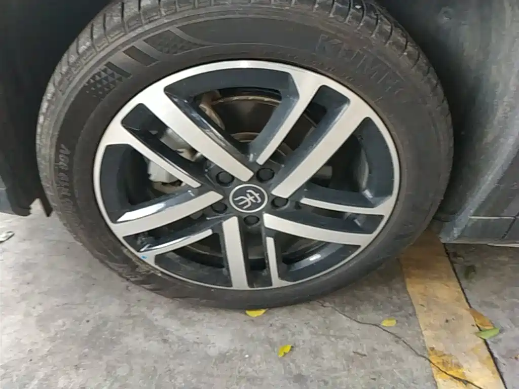 BYD Song L DM-i 2025 Model Smart Drive Edition 112km Leading Type фото 23