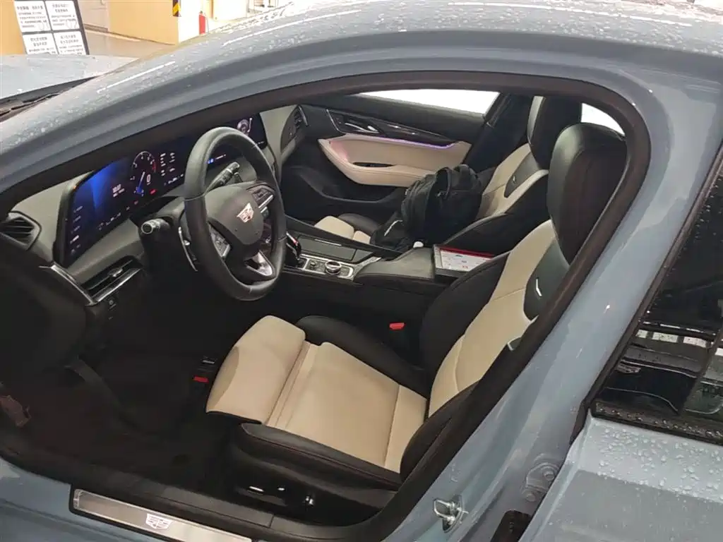 Cadillac CT5 2025 Model 28T Track Performance Edition + Peak Track Package фото 15