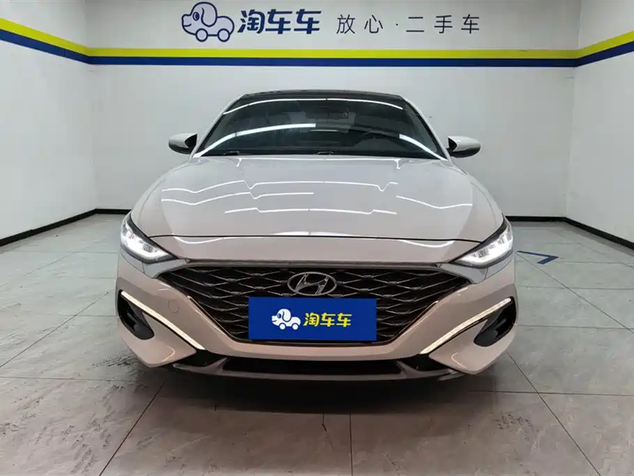 Hyundai Fista 2019 280TGDi Sport Edition China VI фото 2