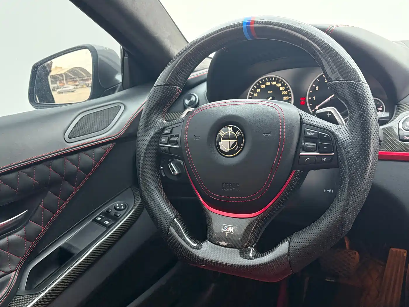 BMW 6 Series 2012 640i Coupe фото 9