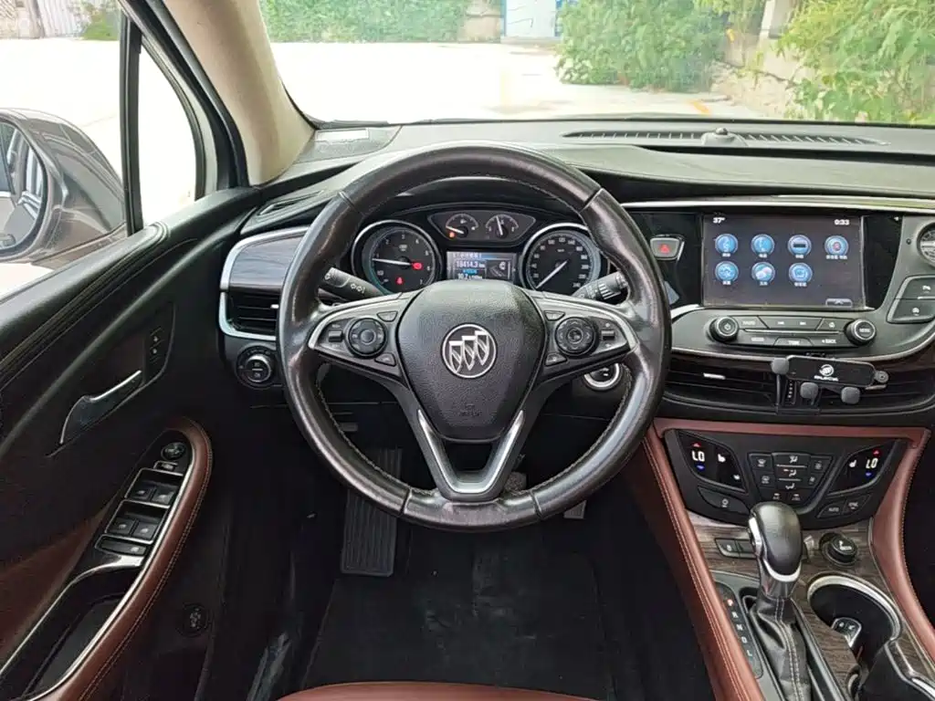 Фото 11 - Buick Envision Plus