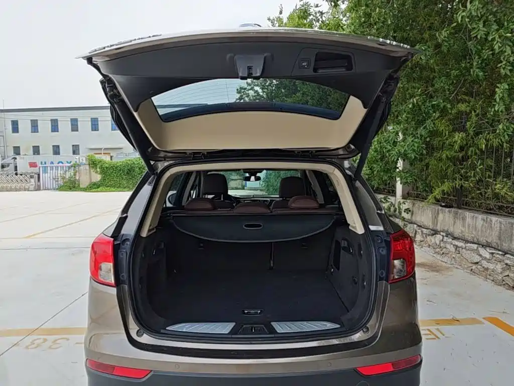 Фото 19 - Buick Envision Plus