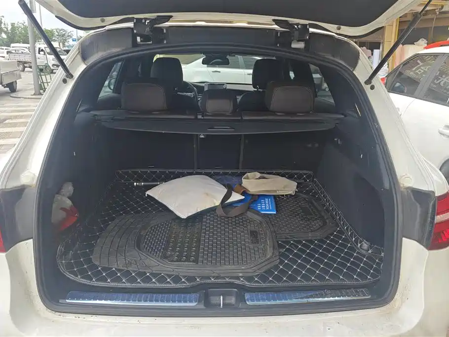 Mercedes-Benz GLC 2019 Facelift GLC 300 L 4MATIC Dynamic фото 4