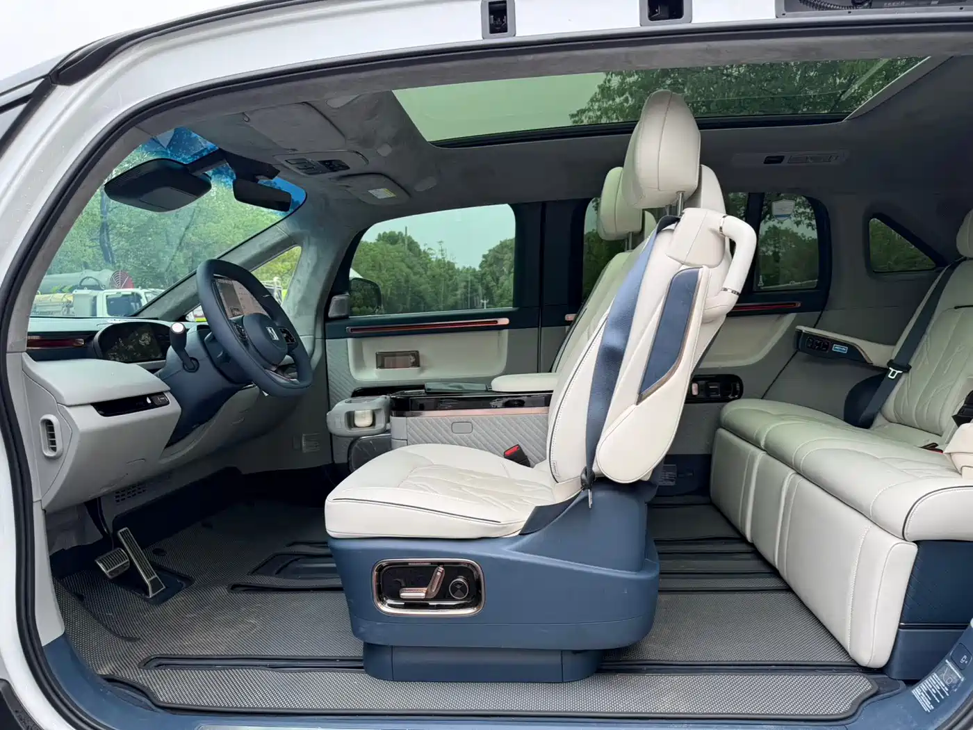 ZEEKR MIX 2025 2025 Long Range Intelligent Driving Edition
