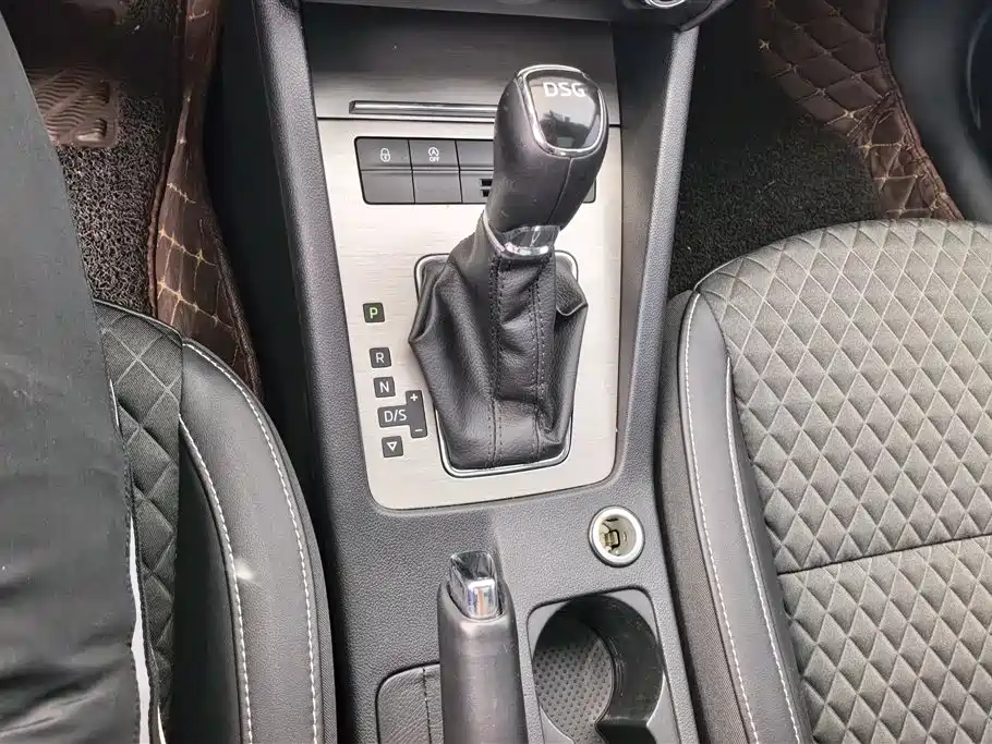 Škoda Octavia 2018 TSI280 DSG Luxury Edition фото 16