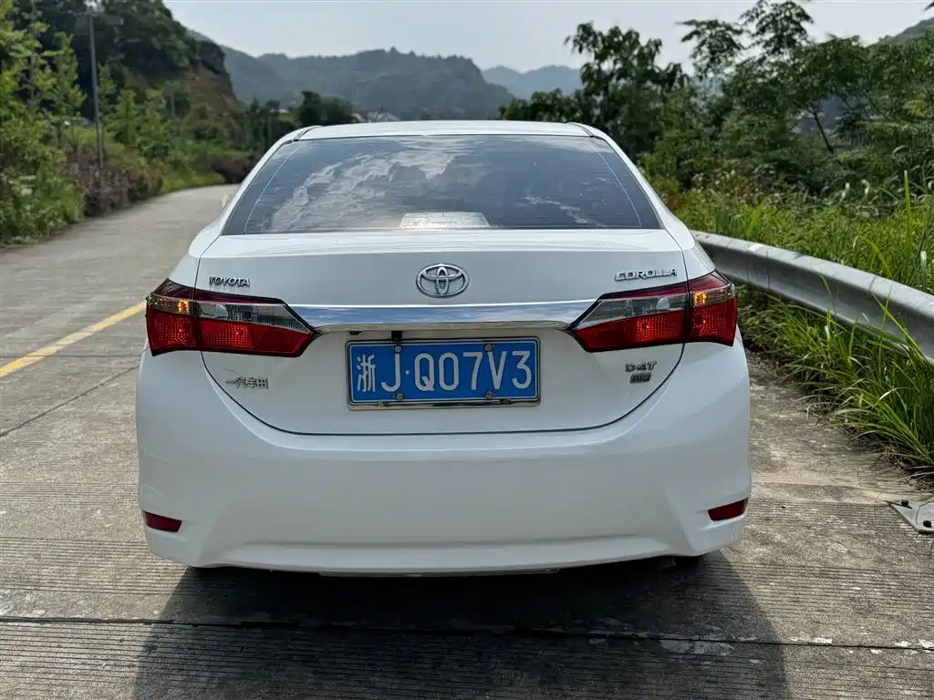 Toyota Corolla 2017 Facelift 1.2T S-CVT GL-i фото 9