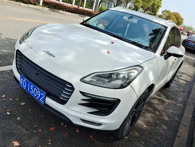 ZOTYE SR9
