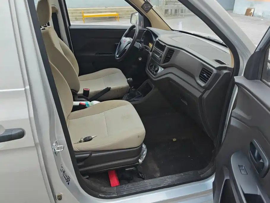 Wuling Motors Wuling Hongguang V 2025 2022 1.5L Power Enjoy Edition Electric Power Steering LAR