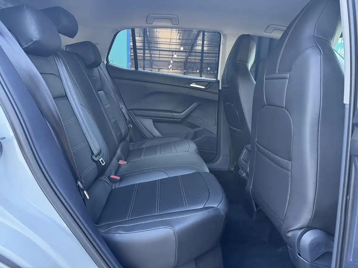 Volkswagen Tharu 2025 2025 Model Rising Star 1.5L Advance Edition