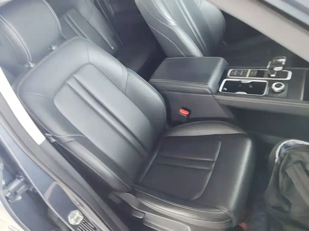 Jiangling Dadao 2024 2023 All-rounder 2.3T Diesel Automatic 4WD Long Wheelbase Comfort Edition