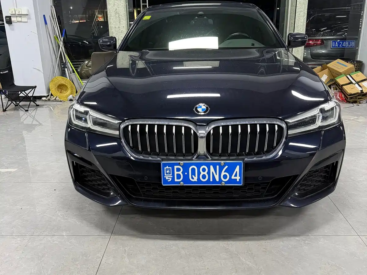 BMW 5 Series 2021 525Li M Sport Package