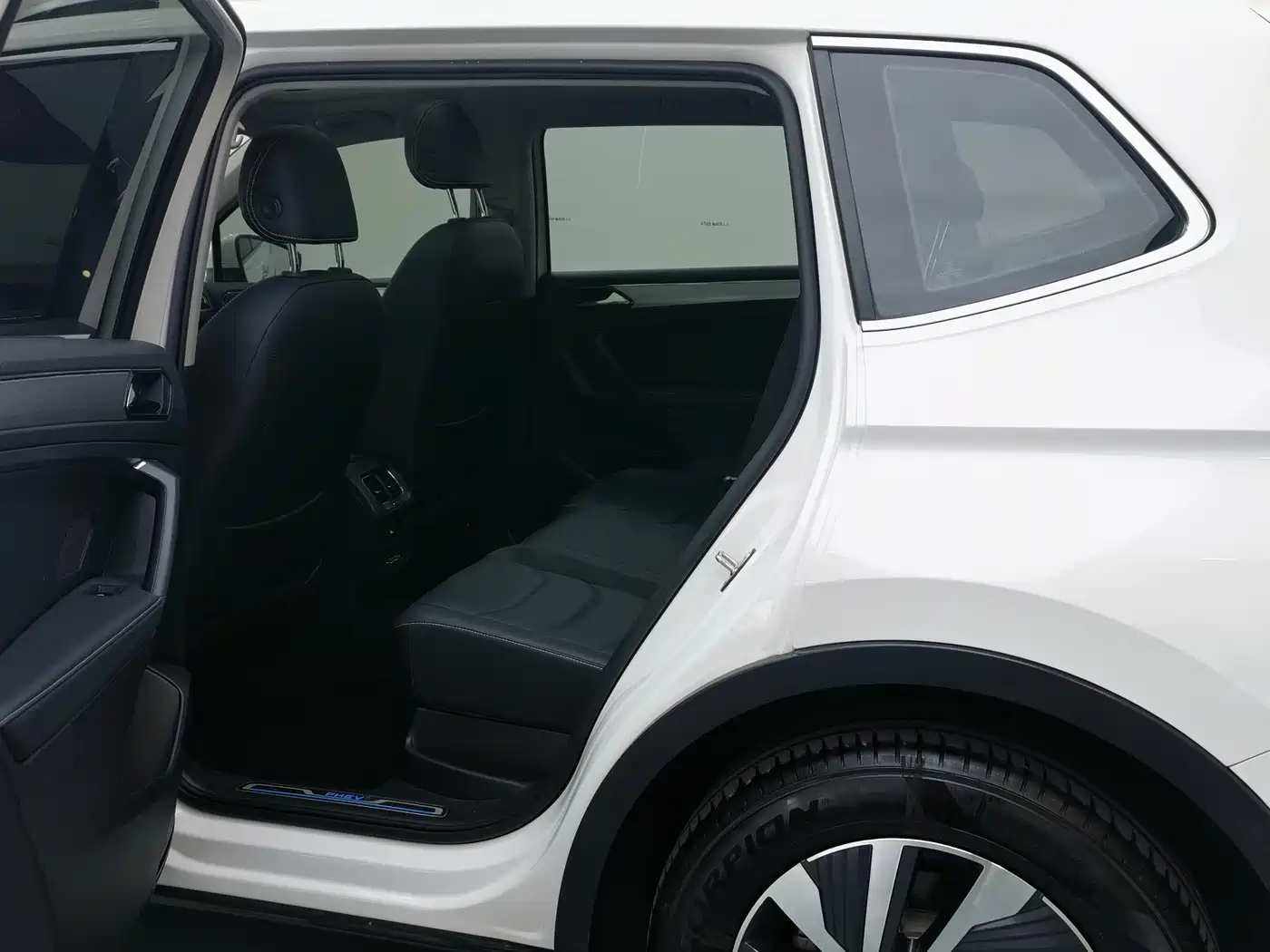 Volkswagen Tiguan L PHEV 2021 430PHEV Plug-in Hybrid Premium фото 6