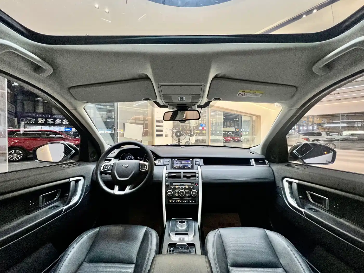 Land Rover Discovery Sport 2016 2.0T HSE LUXURY фото 18