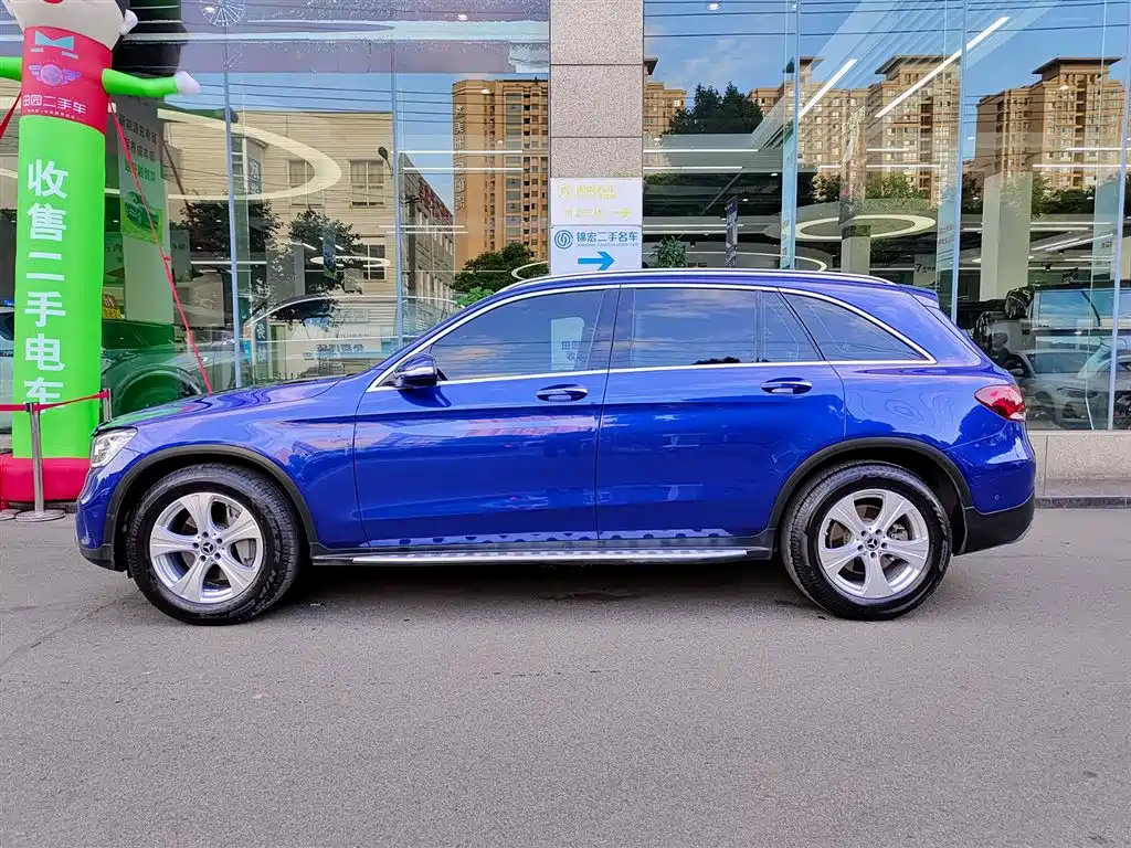 Mercedes-Benz GLC 2020 Facelift GLC 260 L 4MATIC Dynamic фото 3