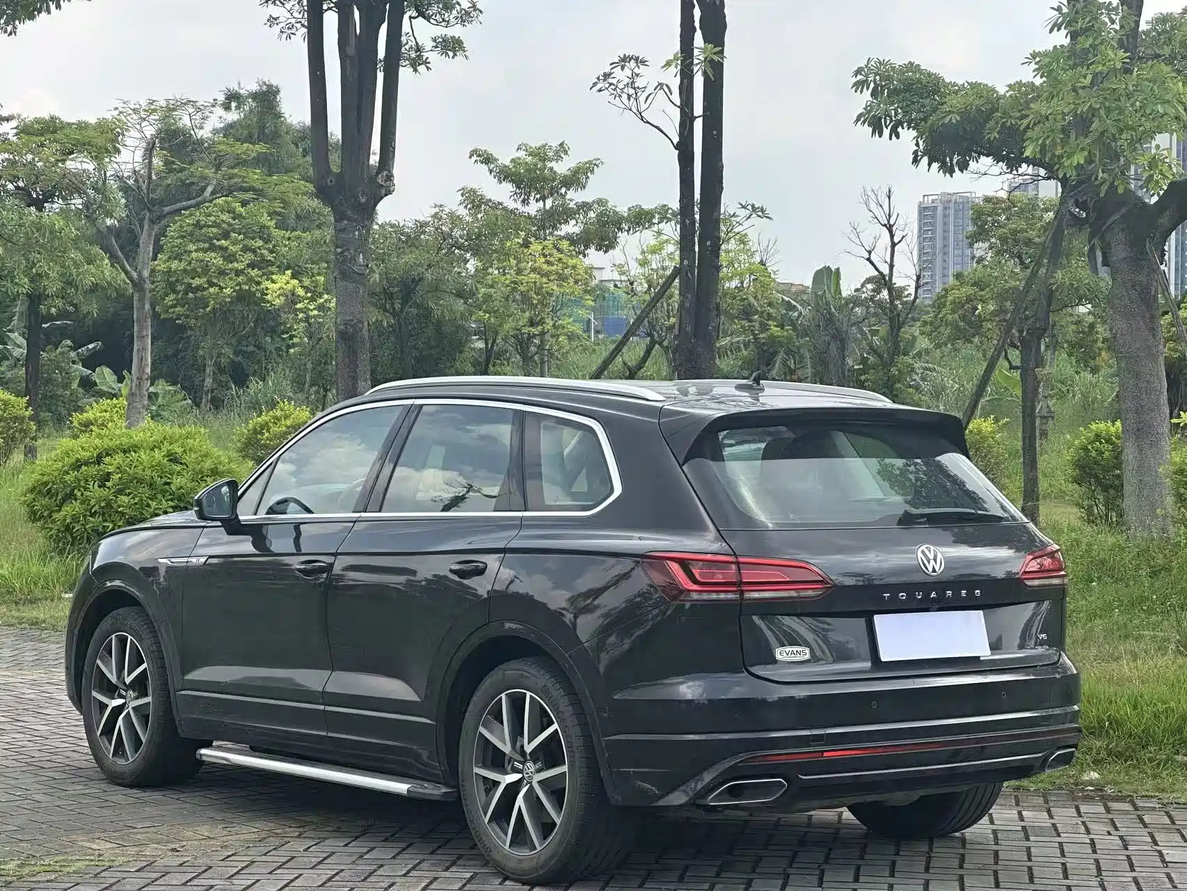 Фото 7 - Volkswagen Touareg