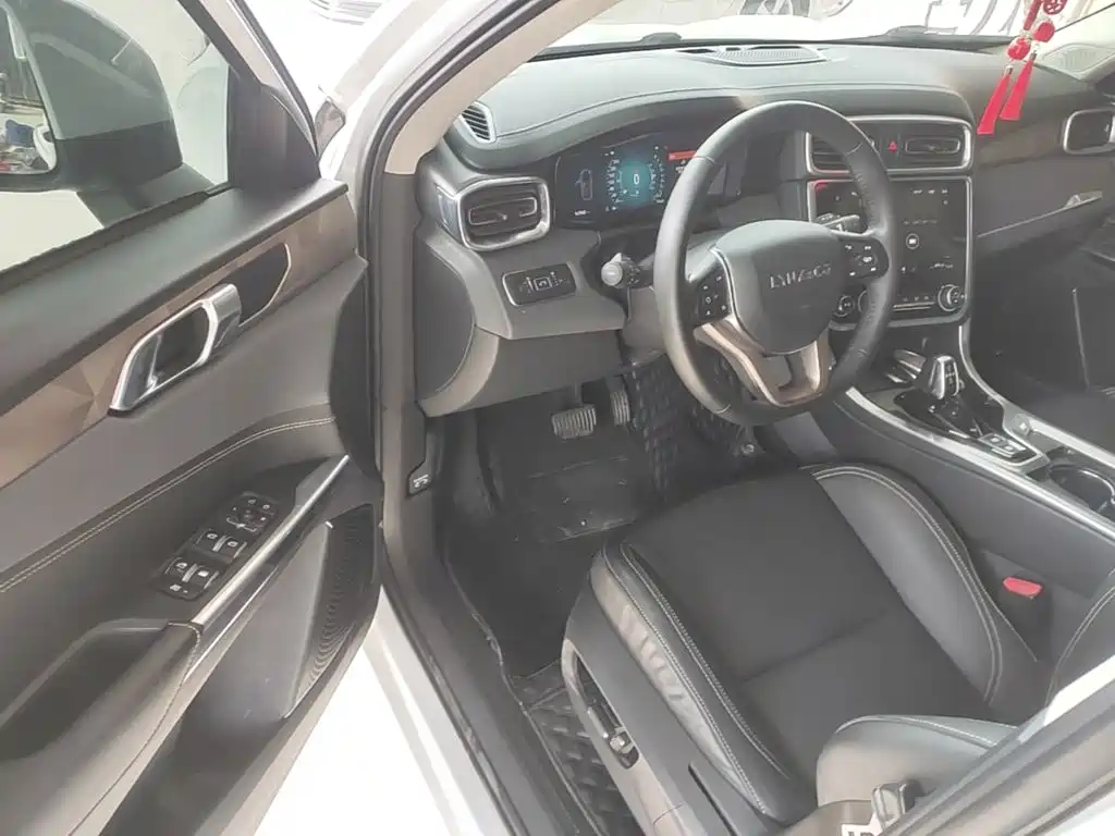 Lynk & Co 01 2017 2017 2.0T 2WD
