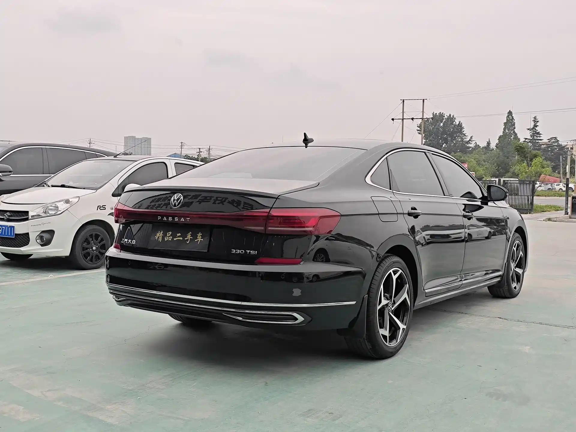صورة 17 - Volkswagen Passat