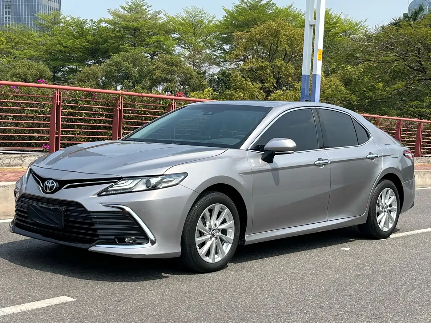 Toyota Camry 2019 2.0G Luxury Edition China VI
