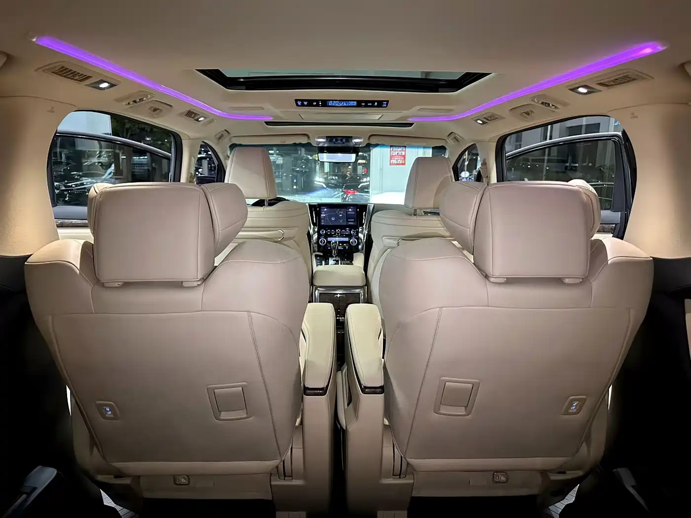 Toyota Vellfire 2022 2021 Crown Hybrid 2.5L HV Supreme Edition