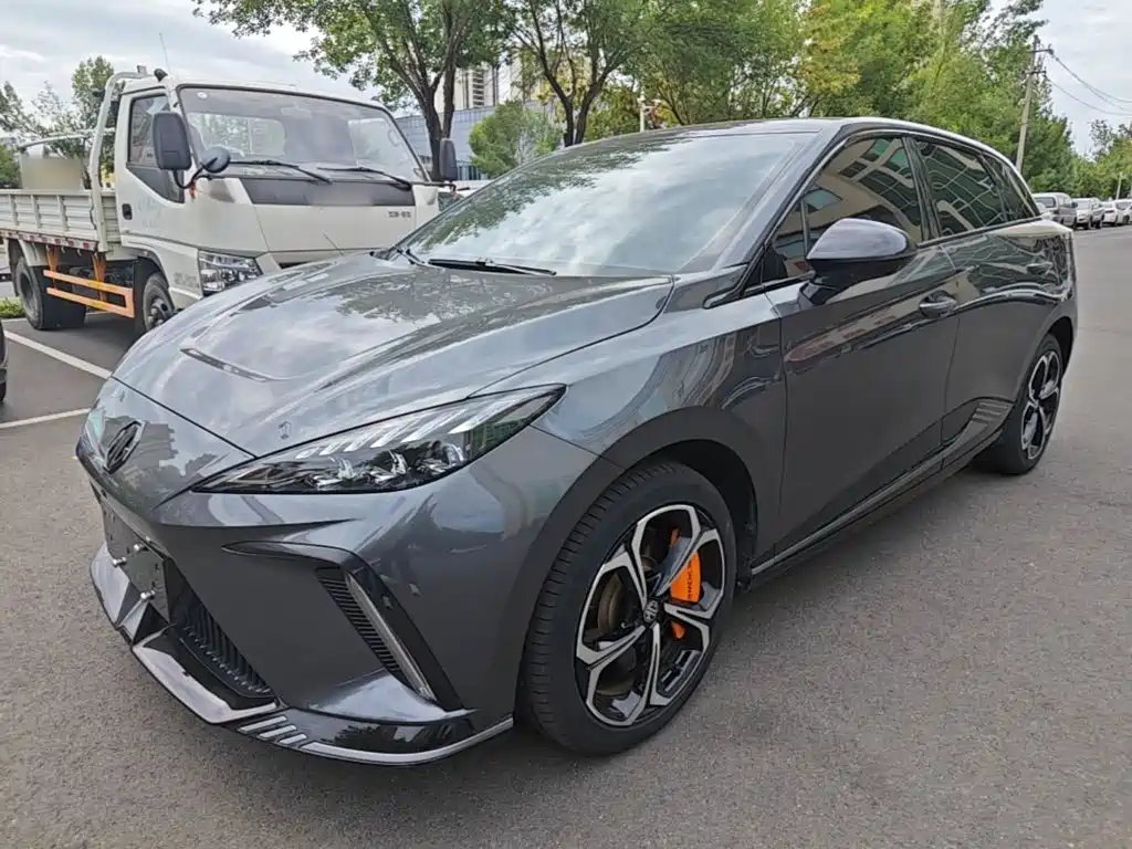 Фото 2 - MG MG4 EV