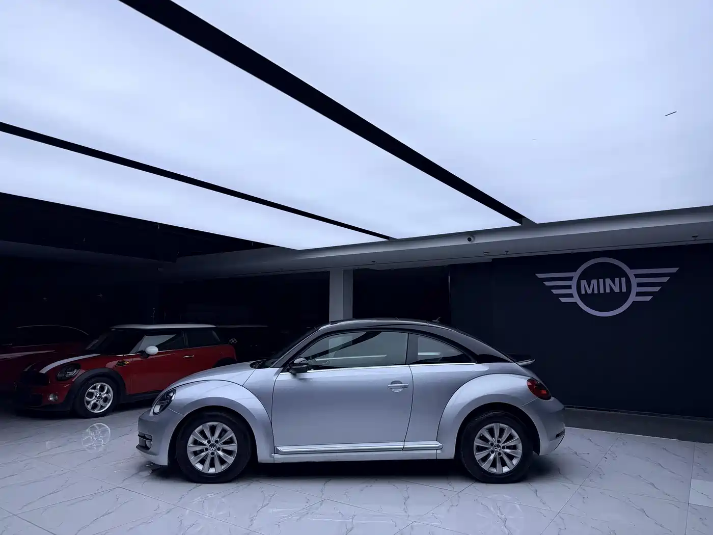 Volkswagen Beetle 2013 1.4TSI Comfort фото 11