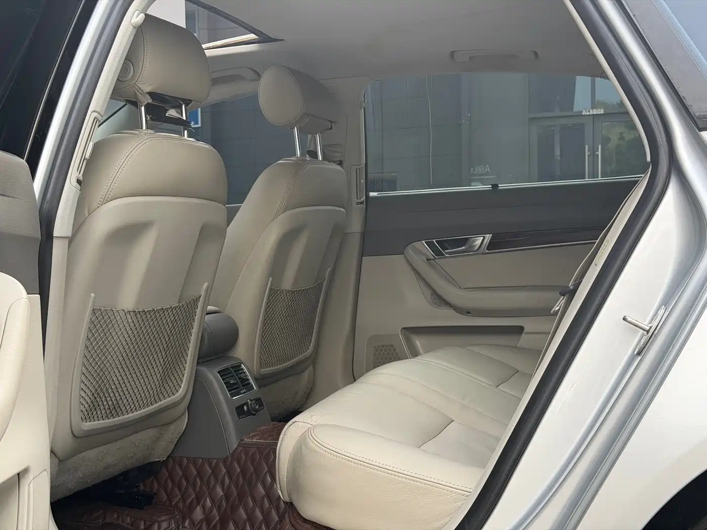 Audi A6L 2011 Model 2.0 TFSI Auto Standard фото 10