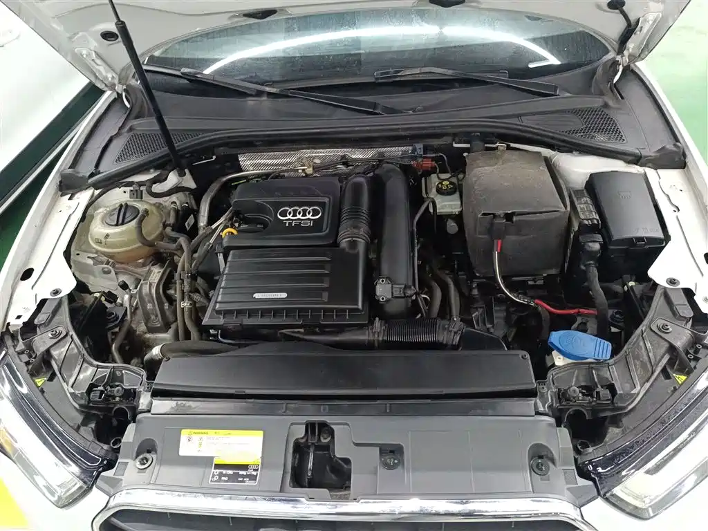 Audi A3 2016 Sportback 35 TFSI Style фото 20