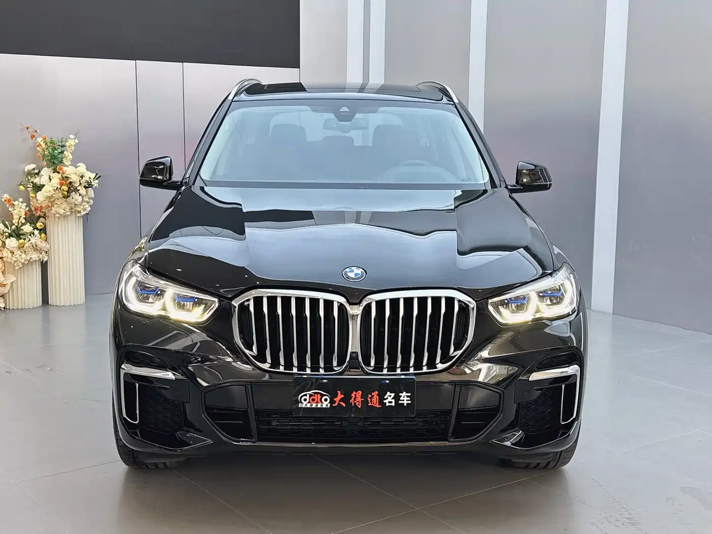 BMW X5 2022 xDrive 30Li Premium M Sport Package фото 2