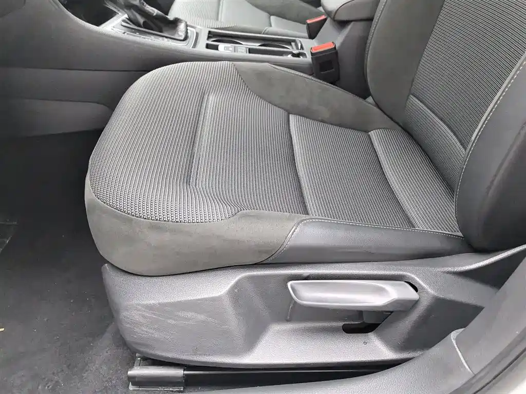 Volkswagen Golf 2019 280TSI DSG Comfort China VI фото 20