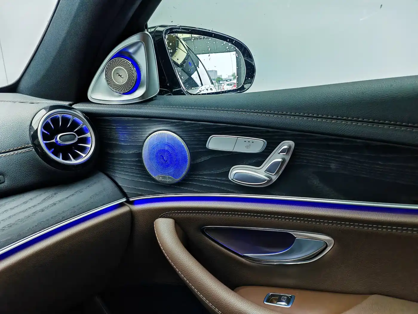 Mercedes-Benz E-Class 2022 Facelift E 300 L Sport Fashion Style фото 16