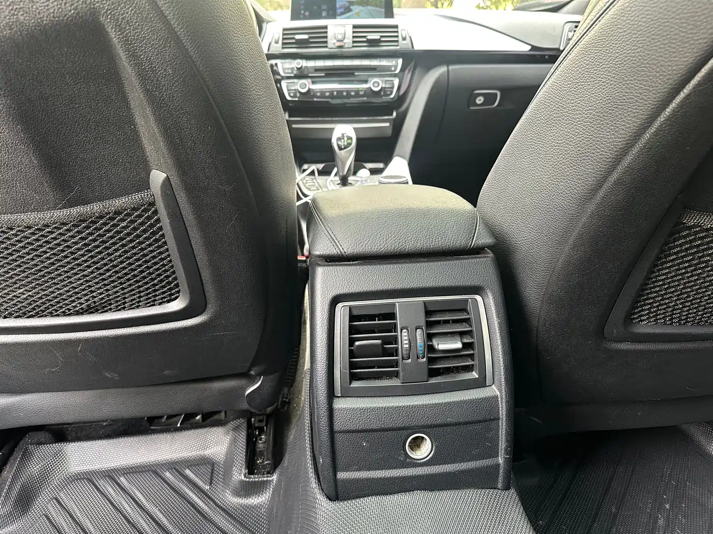 BMW 3 Series GT 2019 320i M Sport Model фото 9